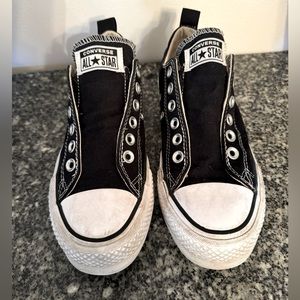 Converse  size 6